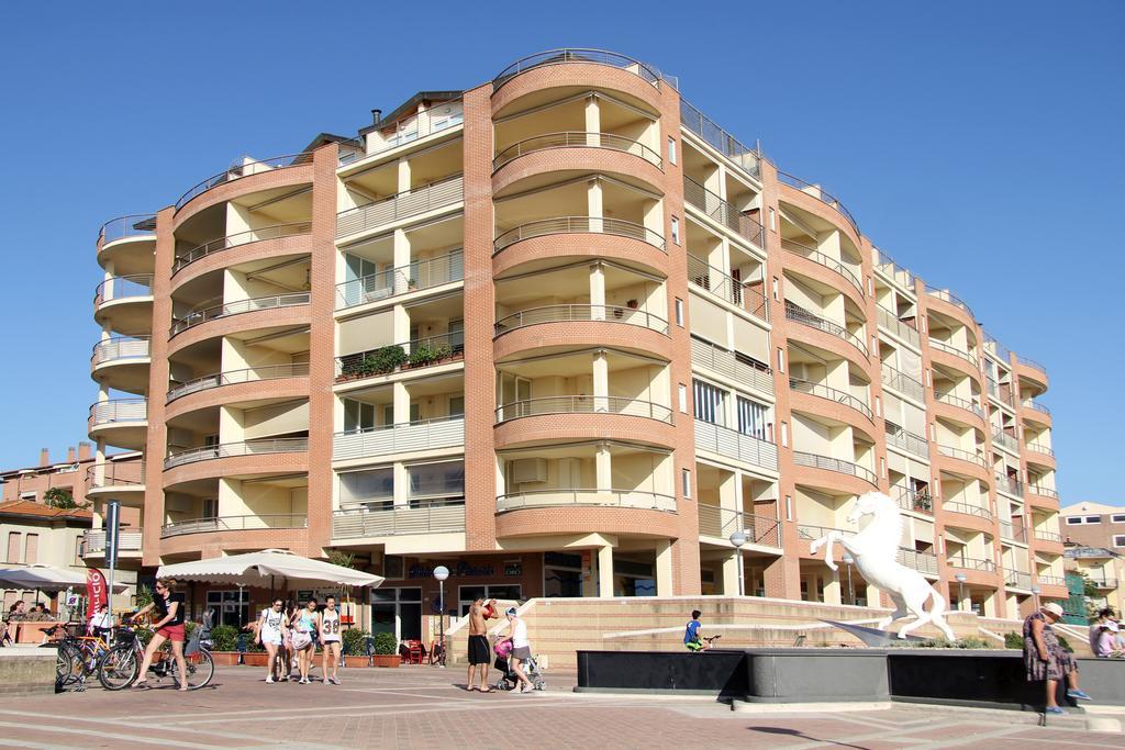 Residence Mediterraneo Marina di Grosseto Esterno foto