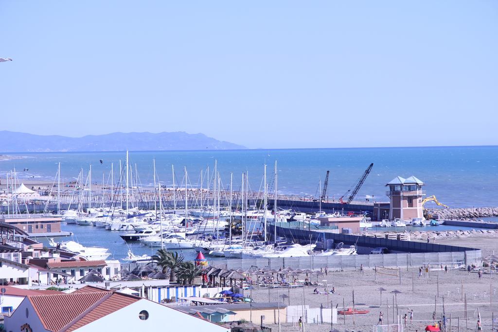 Residence Mediterraneo Marina di Grosseto Esterno foto