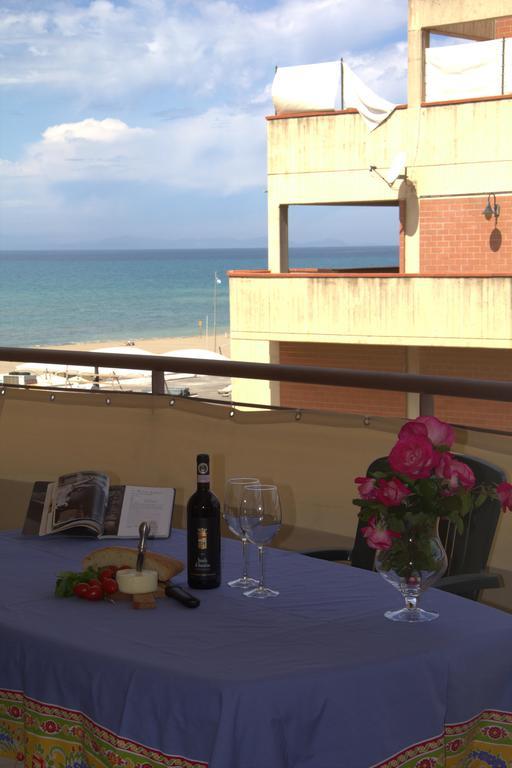 Residence Mediterraneo Marina di Grosseto Esterno foto